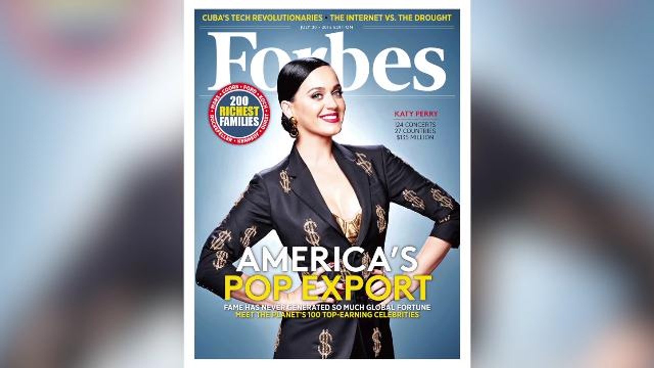 Katy Perry celebrates being rich by eating at T...