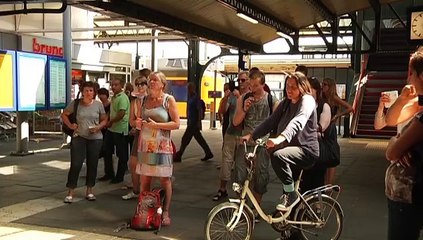 Artiesten geven voorproefje Nacht van Noord op Hoofdstation - RTV Noord