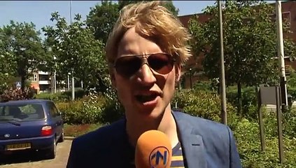 Bram de Hitteman deelt ijsjes uit - RTV Noord