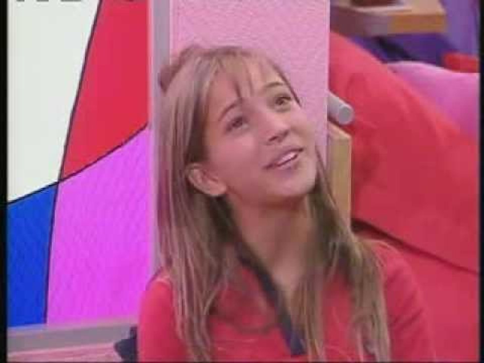 Rebelde Way II capítulo 9, muy contenta