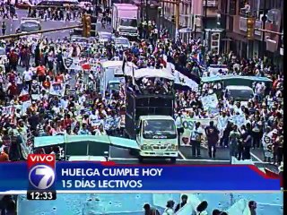 Marcha pacífica llena el Paseo Colón de educadores y culantro