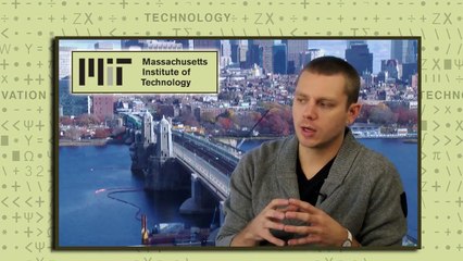 Programmable Materials and Material Robots