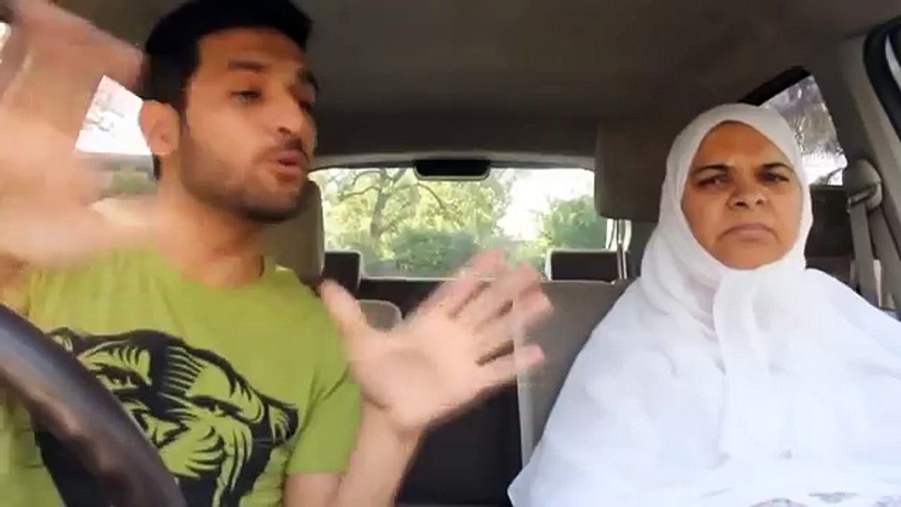 ZaidAliT - Driving in Pakistan with Mom