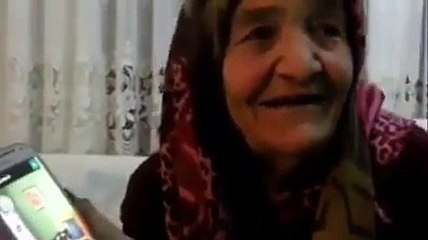 Karadenizli Ninenin Konuşan Kediyle imtihanı