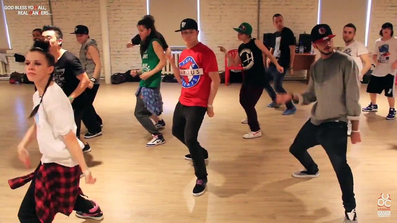 Vinh Nguyen class BUSTA RHYMES " BREAK YA NECK "