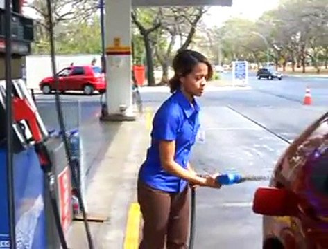 Jornal local: Aumento gasolina