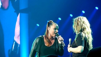 Anouk & Trijntje Oosterhuis - Nothing At All - Symphonica in Rosso - 2013-10-23 - Gelredome, Arnhem