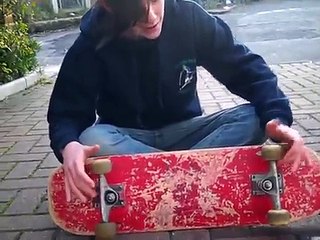 How to take Trucks off your Skateboard