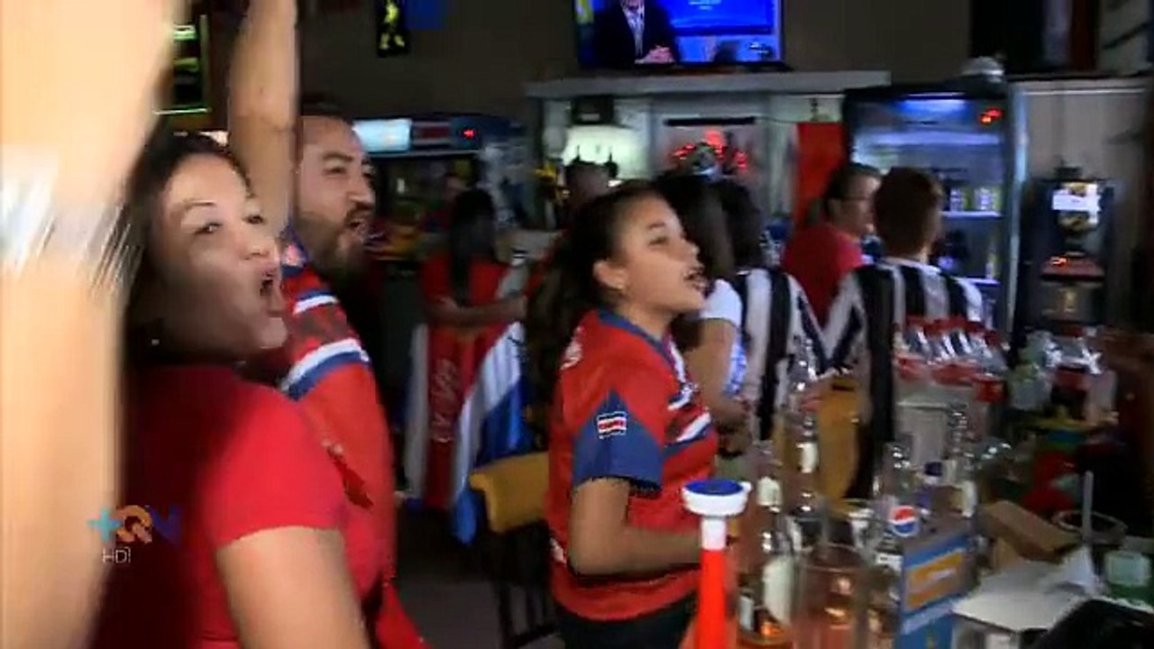 Costa Rica lloró de emoción en los penales ante Holanda
