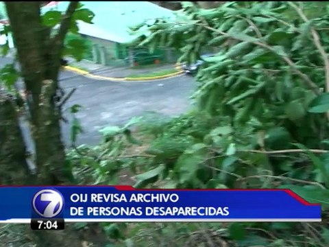 Antropólogos forenses del OIJ analizan el cráneo hallado en un lote baldío para conocer su origen