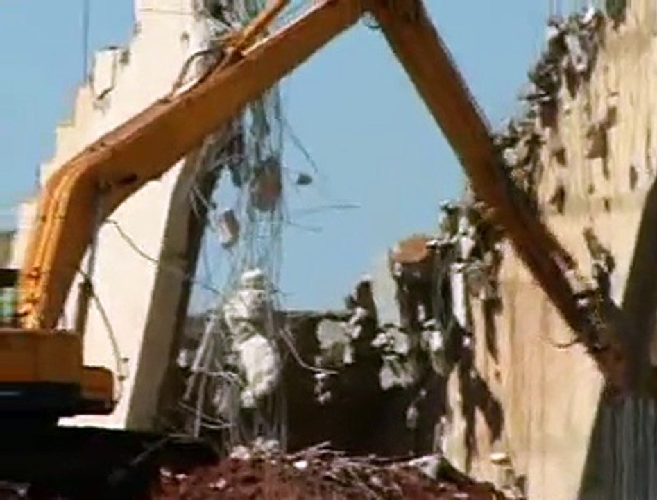 Jornal local: Obras mané