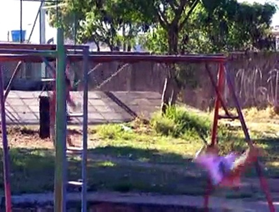 VT PARQUINHO ABANDONADO.wmv