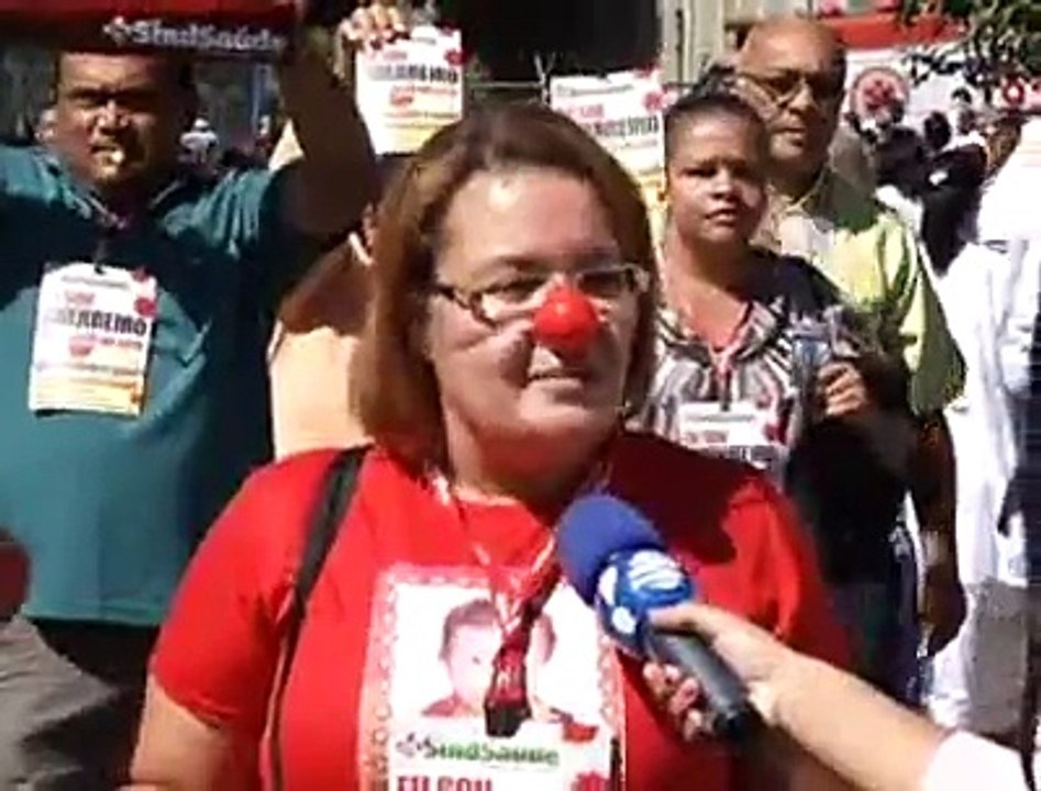 Jornal local: passeata saude