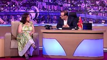 بلاهي شوف الأسئلة إلي يسأل فيها نوفل لمفيدة في لباس يا خويا ممسطو و مخيب راسو