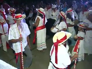 La fe y la alegría mandó a la calle a los vecinos de Santa Cruz