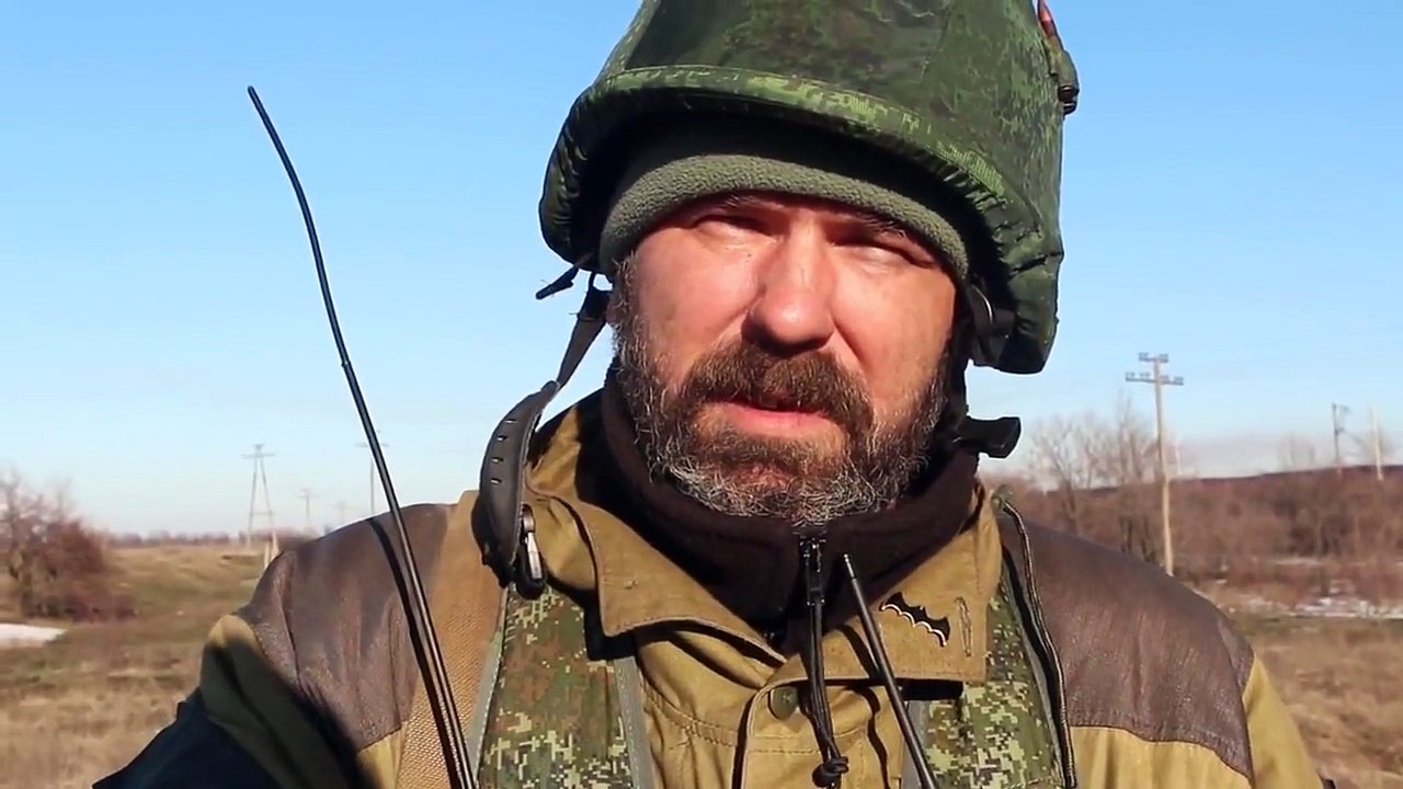 Ополченец “Охотник“ - “А я бы не брал в плен“. Ополченцы, Новороссия.
