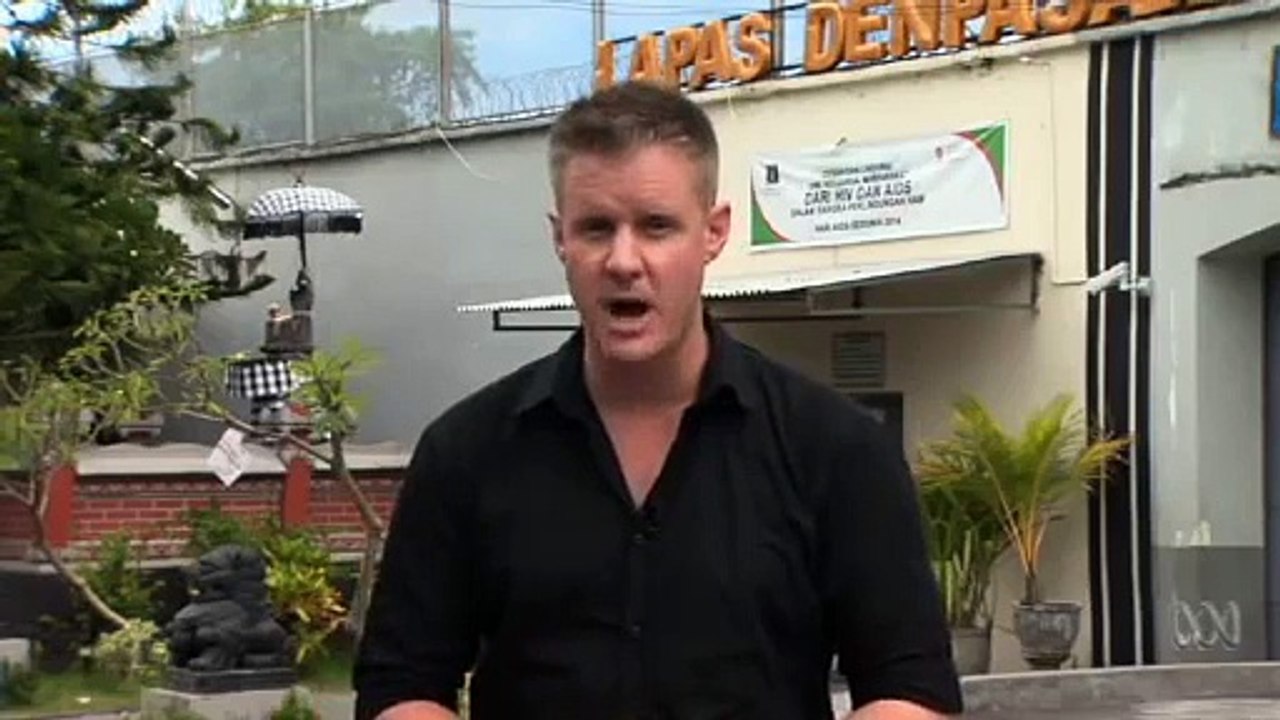 Video 1:50          Bali Nine: Transfer of Andrew Chan and Myuran Sukumaran to island for execution