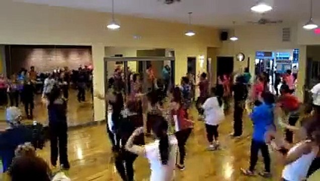 Zumba Fitness - How To Warm Up 3