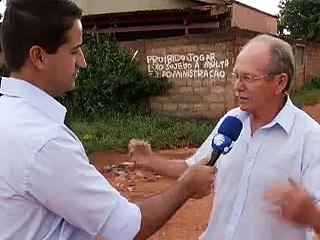 jornal local: falta asfalto