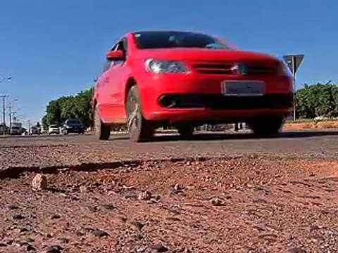 Jornal local: buraco vicente pires