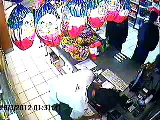 Jornal local: assaltos postos