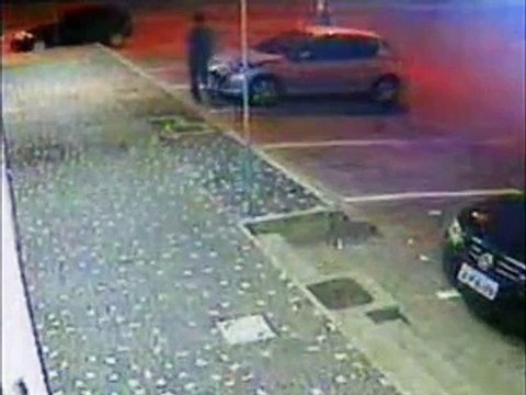 Jornal local: roubo cameras