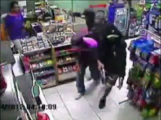 Jornal local: posto assaltado