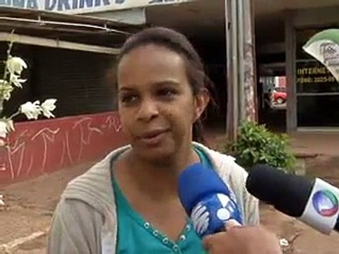 Jornal local: explode caixa eletronico