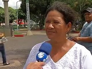 VT FALTA BANHEIROS PUBLICOS