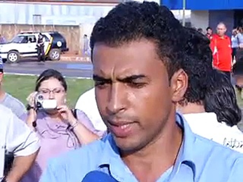Jornal Local: Protesto Estrutural