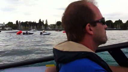 Extrem schnelles Motorboot auf dem Bodensee