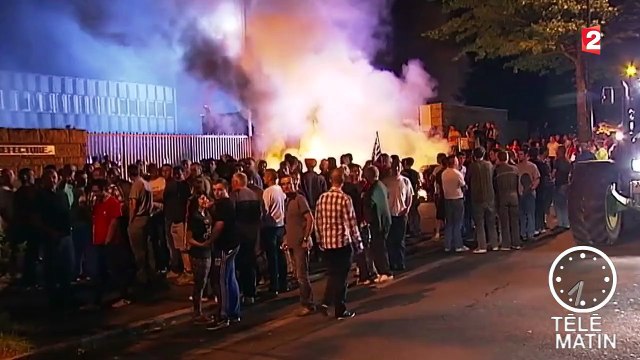 Les éleveurs en détresse manifestent contre la baisse de leurs revenus