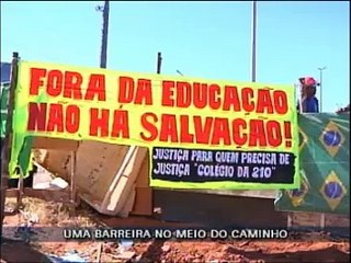 Escola invadida