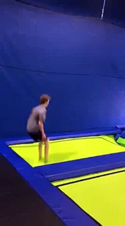 Enjoy Foam Pit, Jumping & Climbing at Trampoline Park Brampton