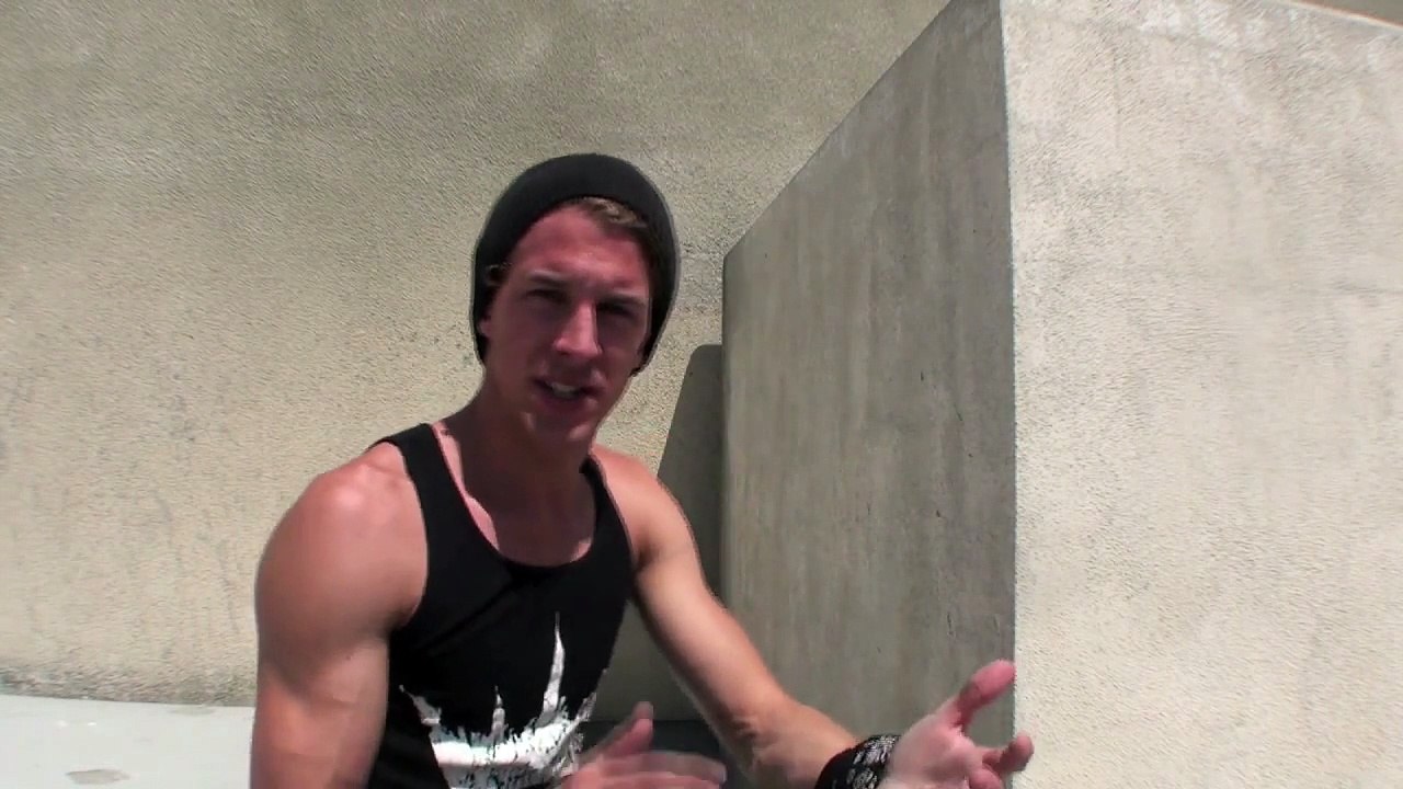 CAT GRAB   ARM JUMP - PARKOUR TUTORIAL