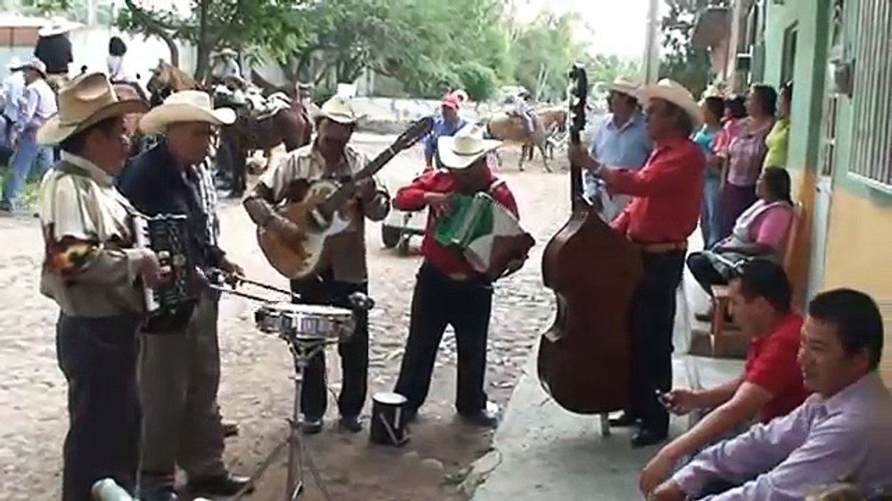 LOS COMODINES DEL NORTE