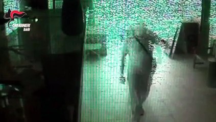 Tentano estorsione a un lido balneare di Palese