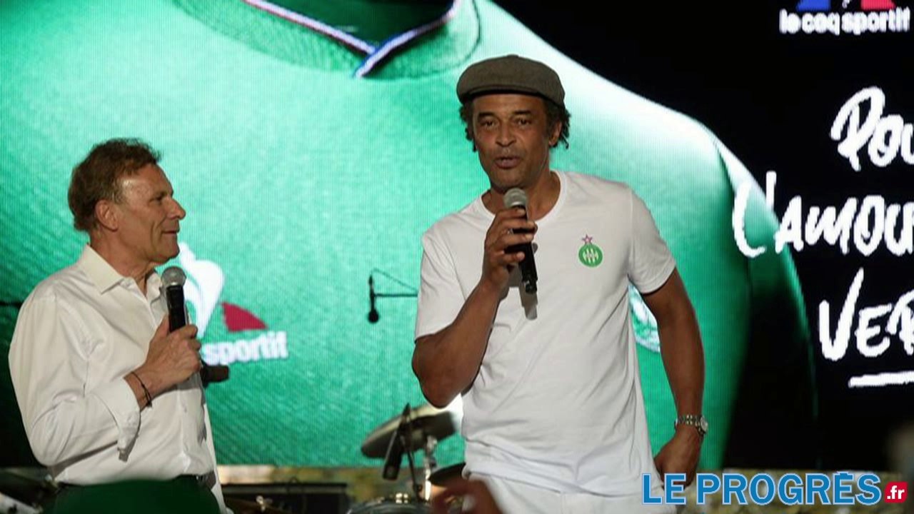 Yannick Noah et Roland Romeyer en duo pour "Le lion est mort ce soir"