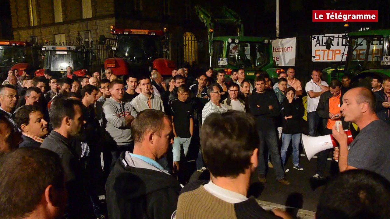 Vannes. Le parking du centre Leclerc saccagé