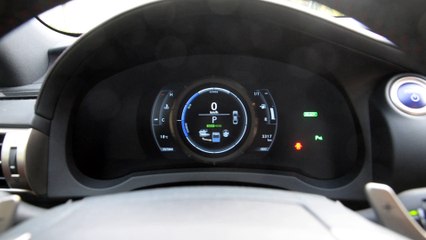 Lexus IS300h F-Sport Instrumentation