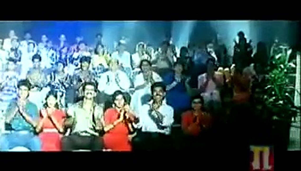 Bahut pyaar karte hain tumko sanam