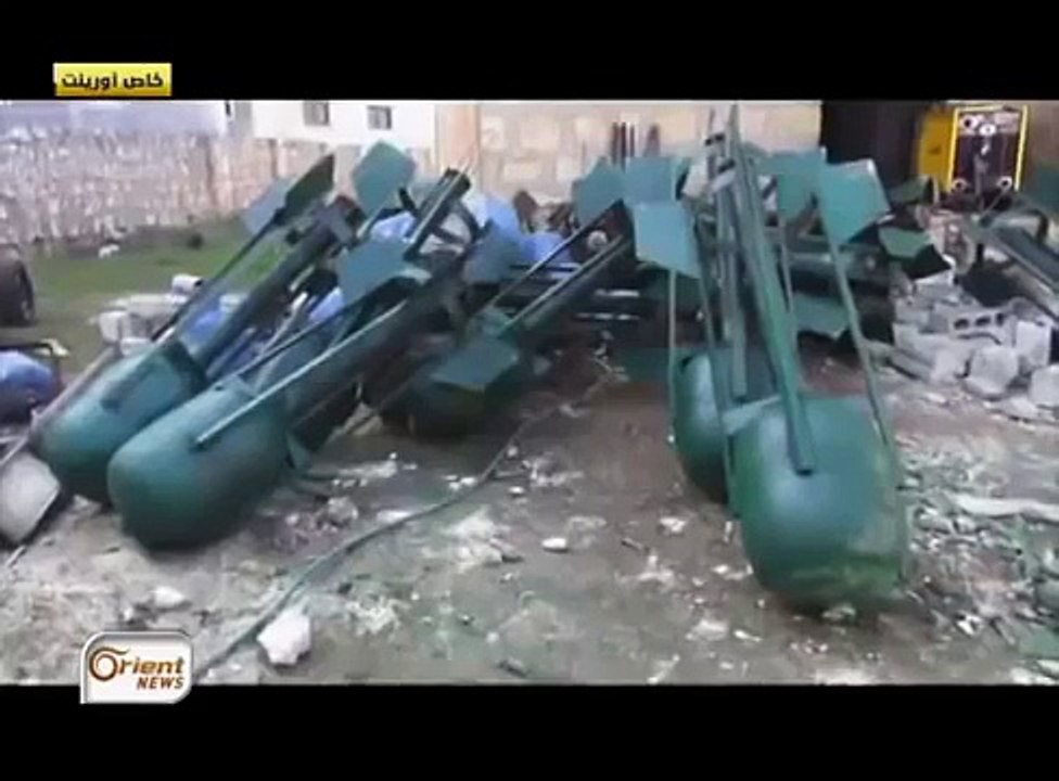 تفرج في الرجال فاش تصنع باش تدافع على بلدها سوريا مدفع جهنم صاروخ