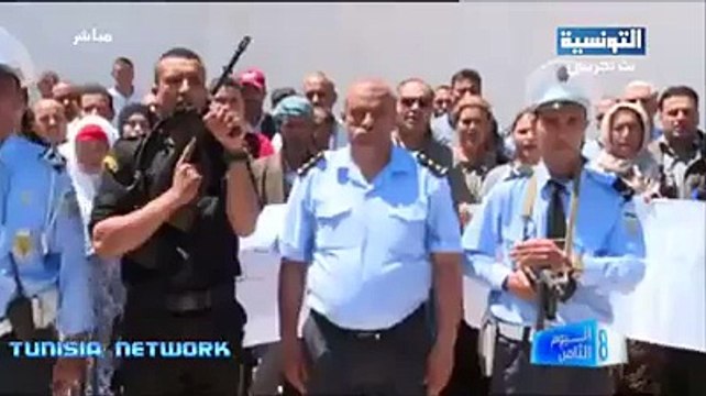 ‫عاجل وخطير شاهد أمني يقول نحن نعتقل الارهابيين وناخذ الاعترافات وكل شيء موثق ثم تقوم الداخلية باطلاق سراحهم وتمزيق محاضر التحقيق