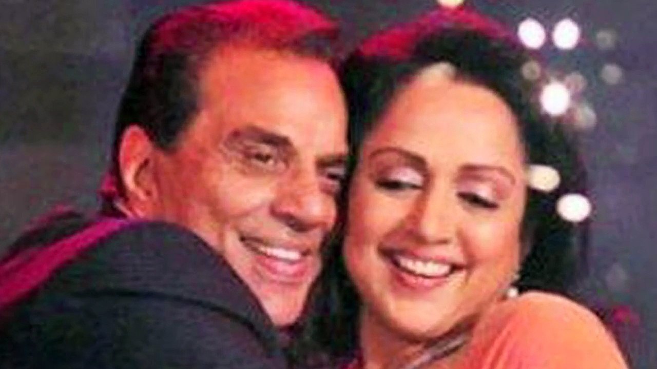 Dharmendra Reacts on Hema Malini's Car Accident