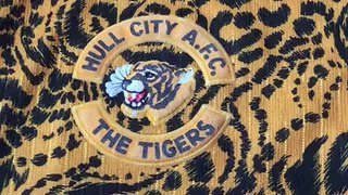 Classic Football Shirts - Hull City Tiger Print 1993/94