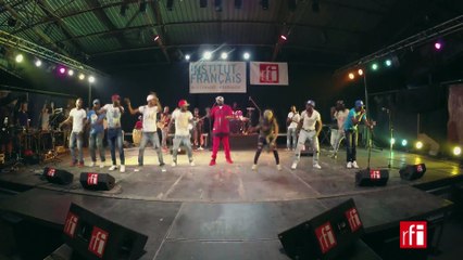 Couleurs tropicales : Le Toi-Même Tu Sais Tour à Kinshasa 3