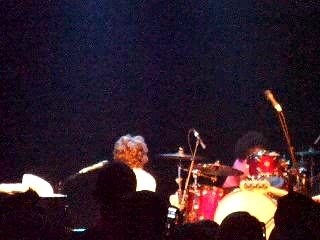 Mika "Aux Champs Elysées" Trabendo