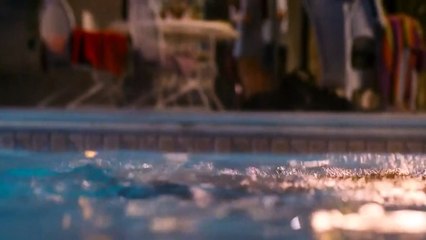 Adventureland: Kristen Stewart Gives Jesse Eisenberg A Boner