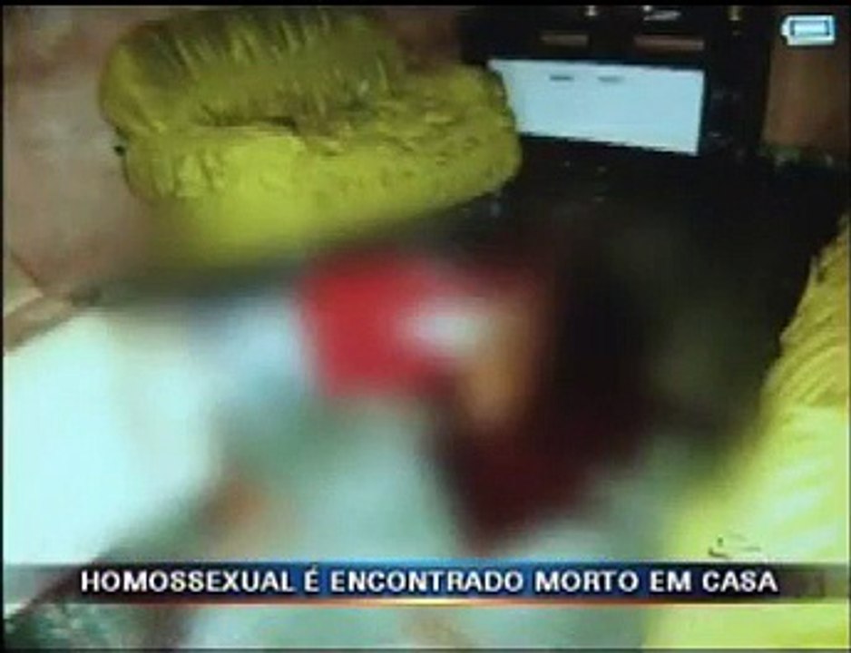 Morto a facadas