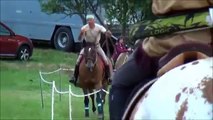 Tir à l'arc à cheval, démo en Limousin